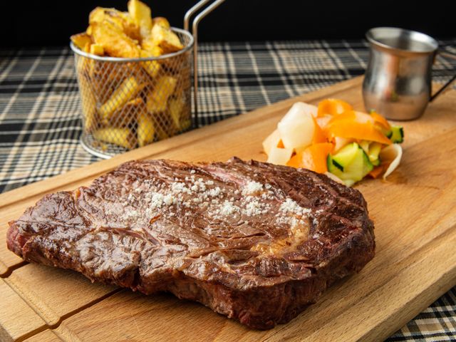 La Java Bleue Montbrison La côte de boeuf sans os LA JAVA BLEUE.jpg